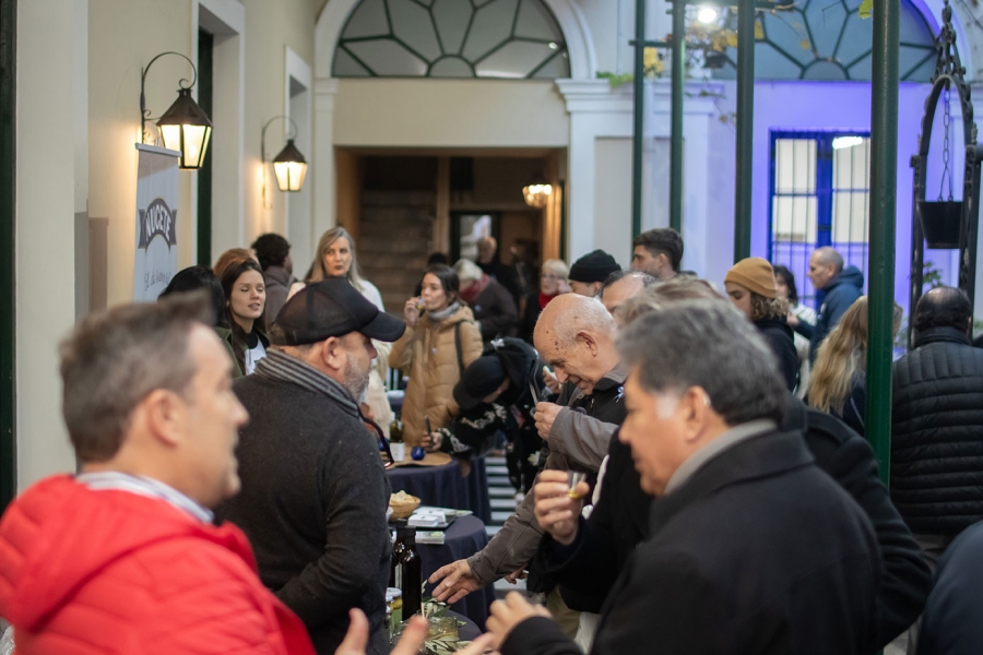 El aceite de oliva fue protagonista en la Casa de San Juan en el Día de la Olivicultura